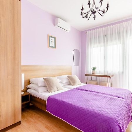 Apartments Mara Kaštela Buitenkant foto
