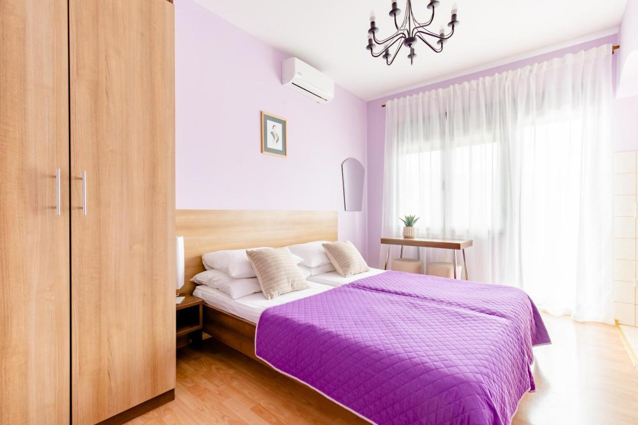 Apartments Mara Kaštela Buitenkant foto